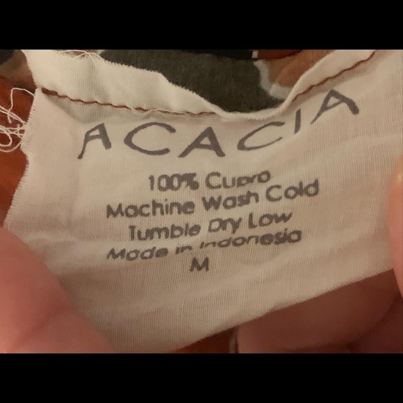 ❤️SOLD❤️Acacia Liv Mid Pacific Top - Picture 3 of 3